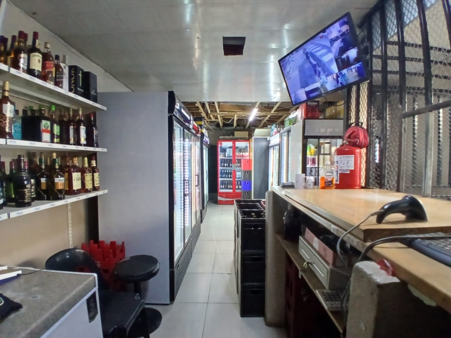 3 Bedroom Property for Sale in Fairdale Western Cape